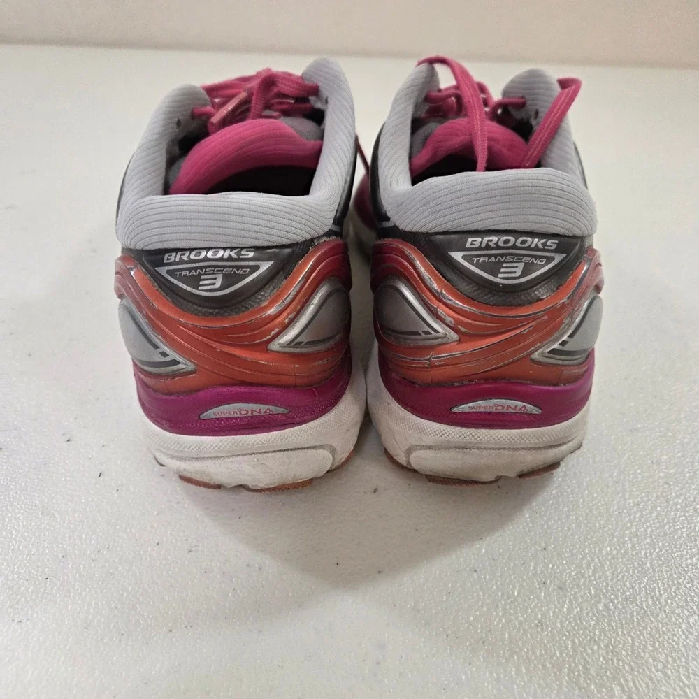 Brooks Transcend 3 Womens Running Shoes Size 7.5 Grey Pink Stability Guide Rails